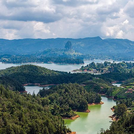 Villa Refugio Himalaya - Guatapé Esterno foto
